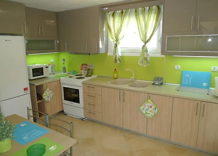 Excellent فوروفورو