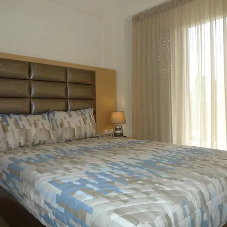 Excellent * Vourvourou